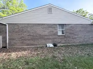 John Hutten review screenshot